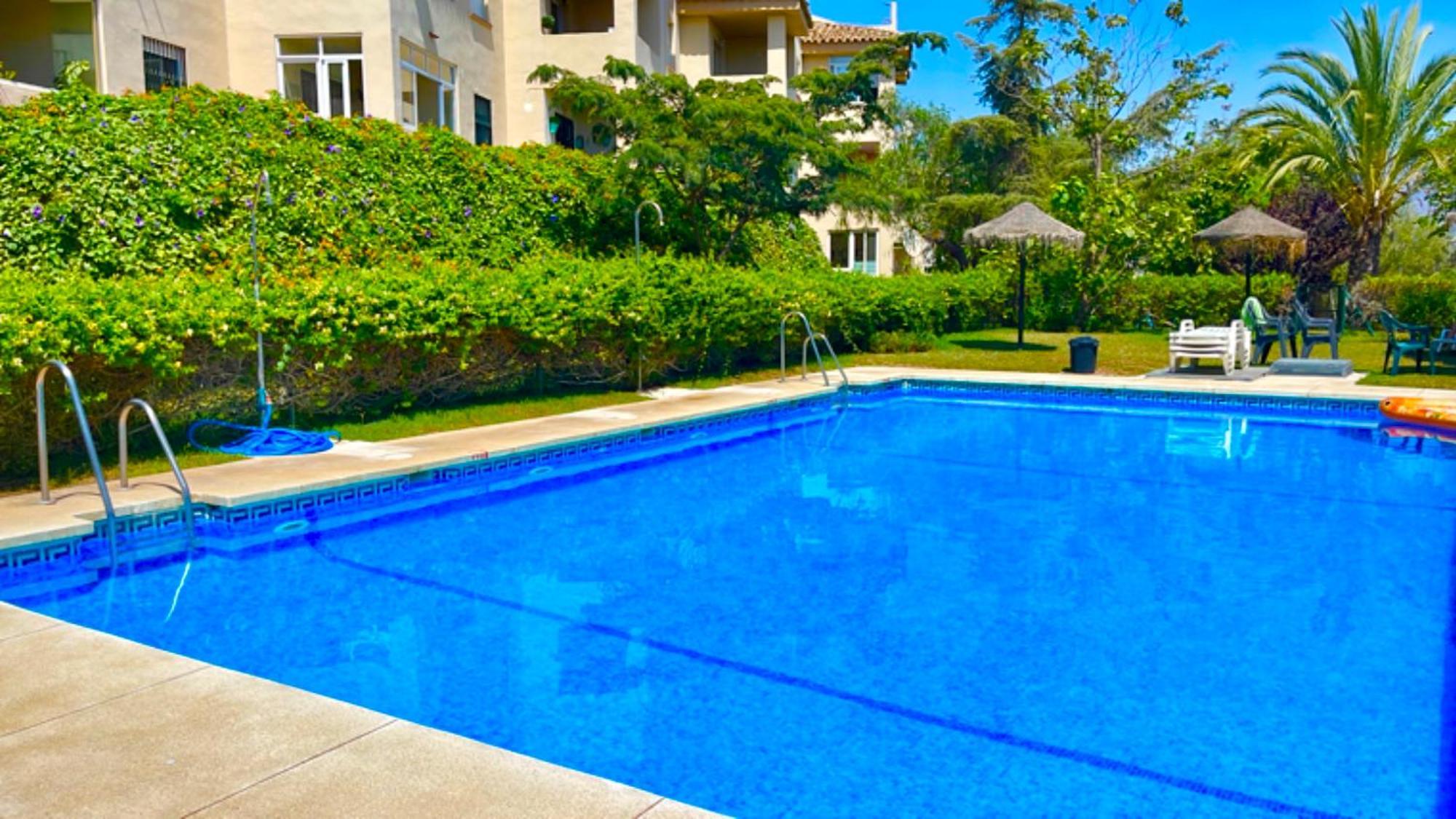 Apartamento Las Brisas Mijas Luaran gambar