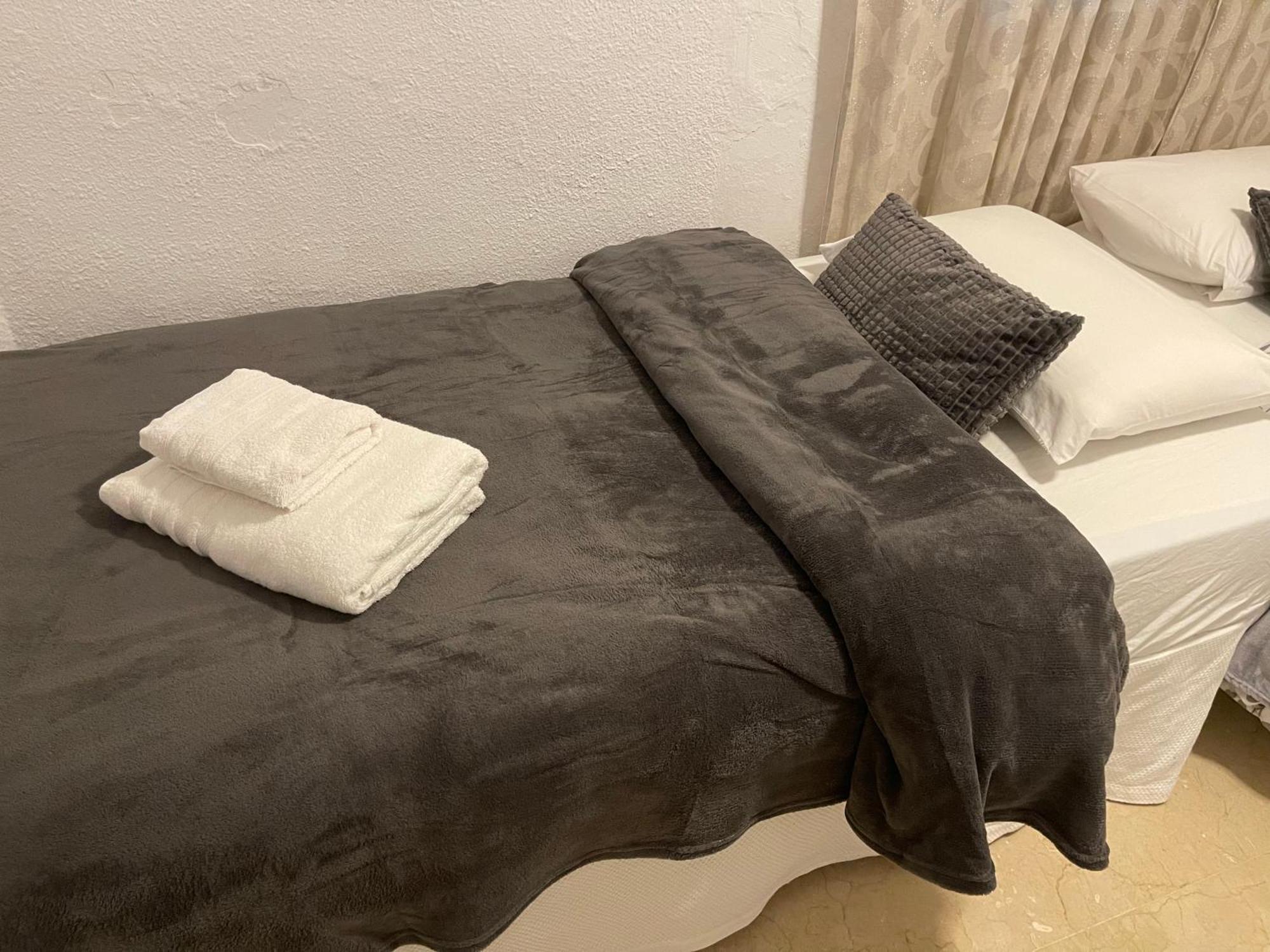 Apartamento Las Brisas Mijas Luaran gambar